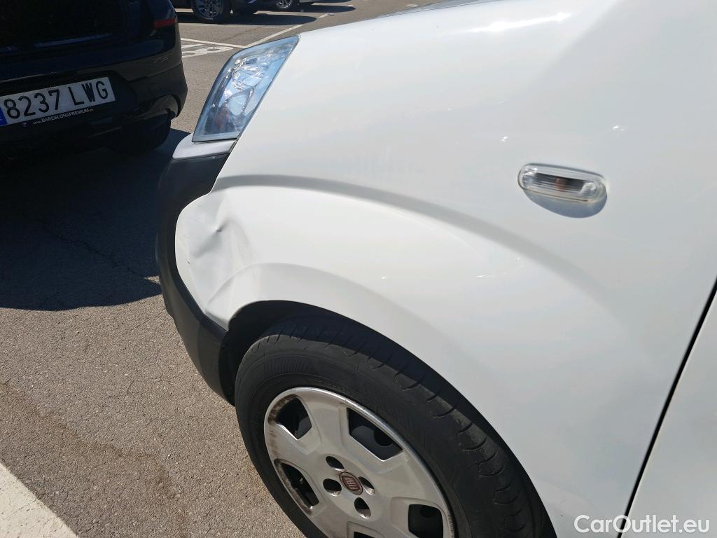  Fiat  Fiorino FIAT  / 2016 / 4P / combi Combi SX N1 1.3 Mjet 59kW (80CV) #8