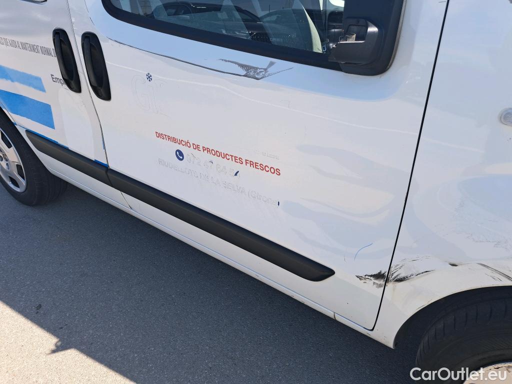  Fiat  Fiorino FIAT  / 2016 / 4P / combi Combi SX N1 1.3 Mjet 59kW (80CV) #18