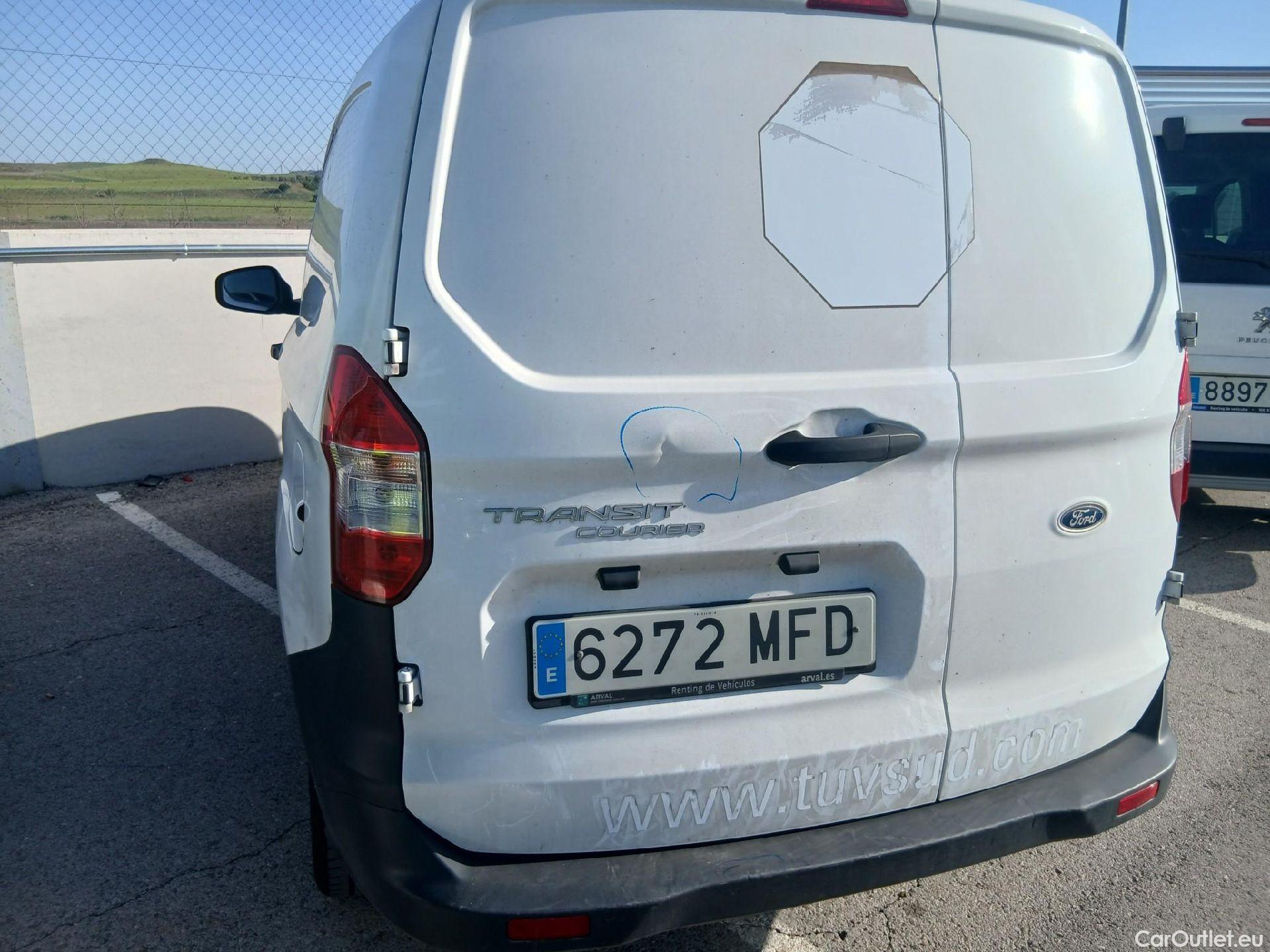  Ford  Transit  Courier Trend 1.5 TDCi 100CV MT6 E6d #10