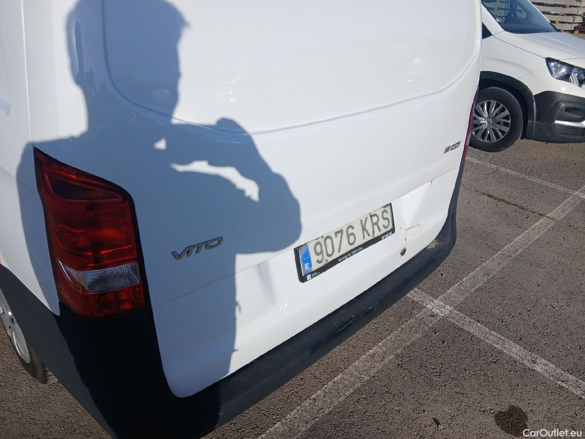  Mercedes  Vito MERCEDES-BENZ  / 2014 / 4P / furgón 111 CDI Larga #17