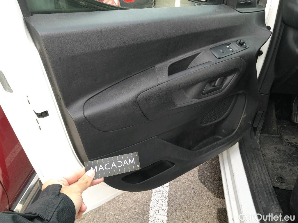  Opel  Combo OPEL  / 2018 / 3P / furgón derivado de turismo 1.5 TD 75kW (100CV) Express L H1 650kg (AC) #29