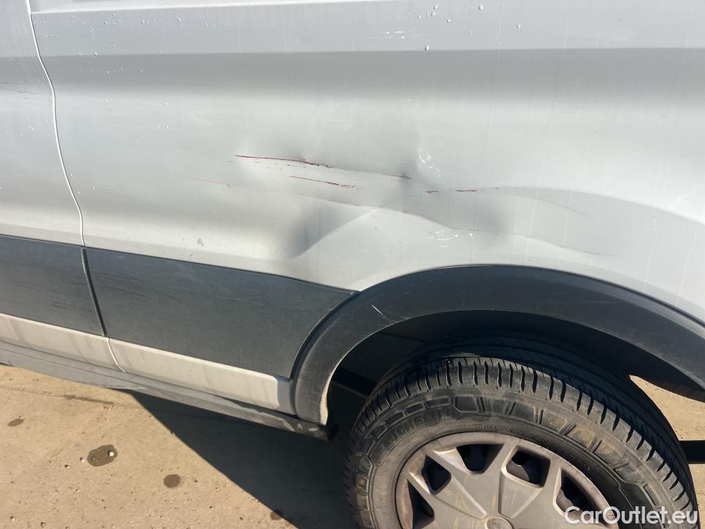  Ford  Transit FORD  / 2013 / 4P / furgón 350 96kW L3H2 Van Trend Delantera #5