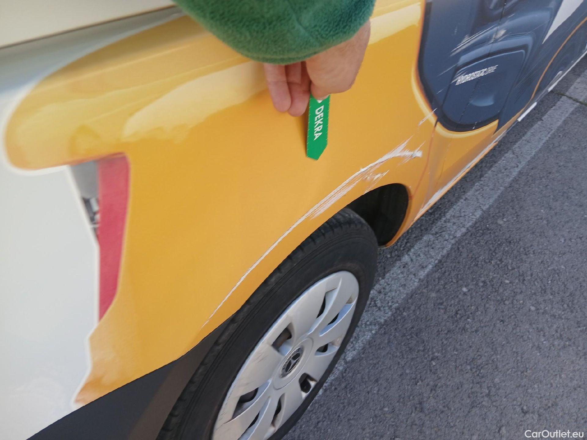  Mercedes  Vito MERCEDES-BENZ  / 2014 / 4P / furgón 111 CDI Larga #20