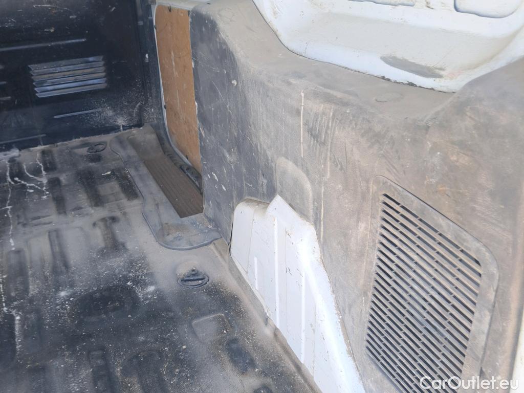  Ford  Transit Connect FORD /2013/4P/furgón Van 1.5 TDCi 74kW Trend 210 L2 #32