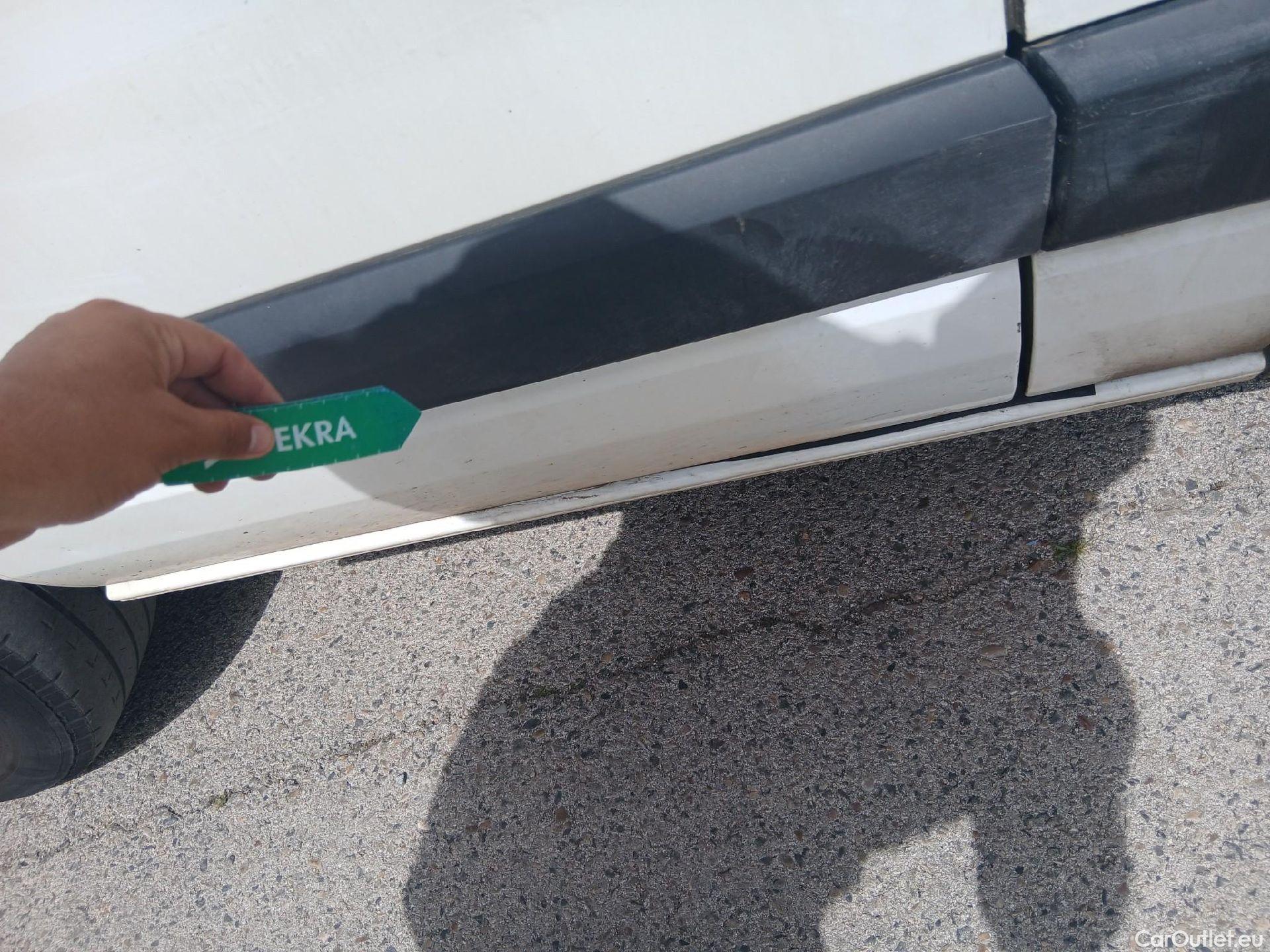  Ford  Transit FORD  Custom / 2012 / 4P / furgón Van 2.0 TDCI 77kW 300 L2 Ambiente #28