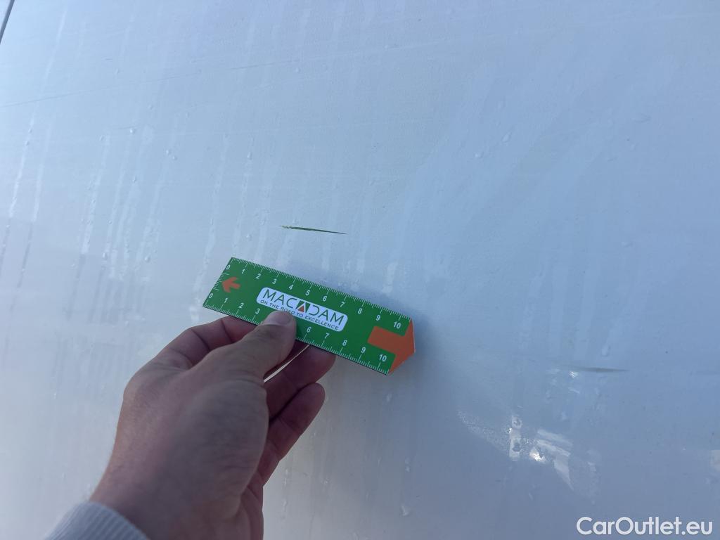  Ford  Transit FORD  / 2013 / 4P / furgón 350 96kW L3H2 Van Trend Delantera #13