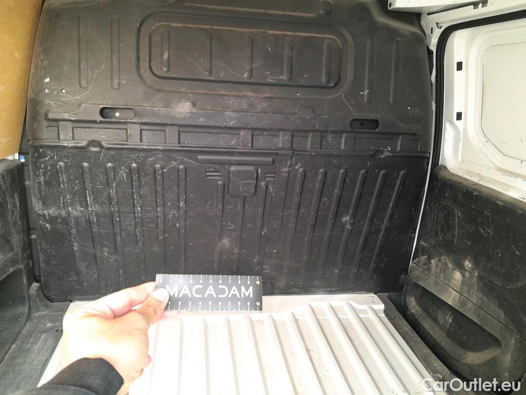  Opel  Combo OPEL  / 2018 / 3P / furgón derivado de turismo 1.5 TD 75kW (100CV) Express L H1 650kg (AC) #14