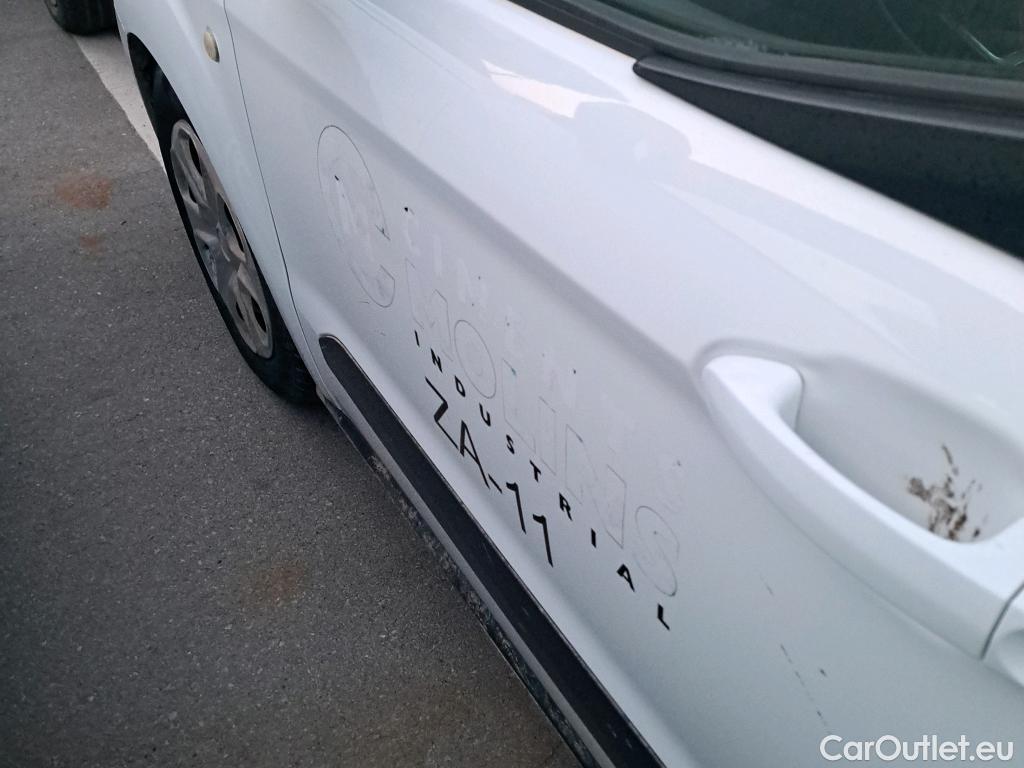  Ford  Transit Connect FORD Transit Courier / 2014 / 4P / combi Kombi 1.5 TDCi 56kW Trend #45