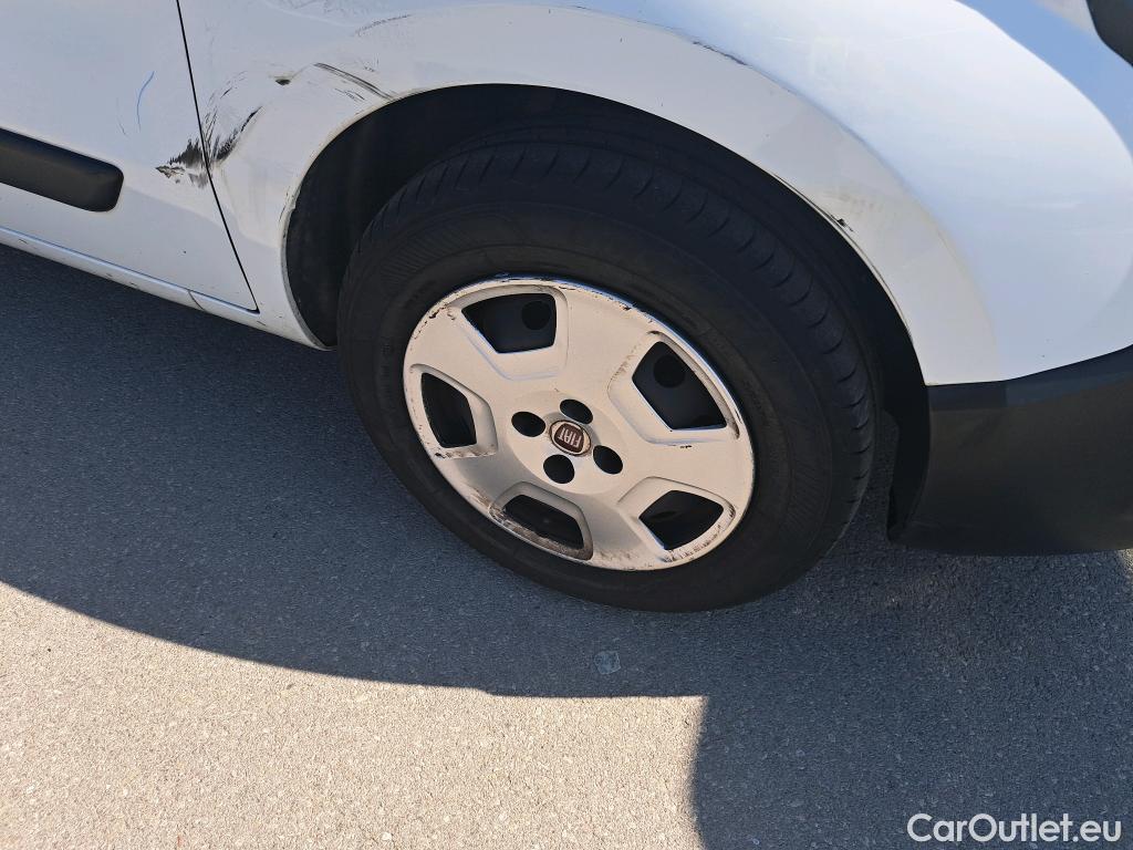  Fiat  Fiorino FIAT  / 2016 / 4P / combi Combi SX N1 1.3 Mjet 59kW (80CV) #42