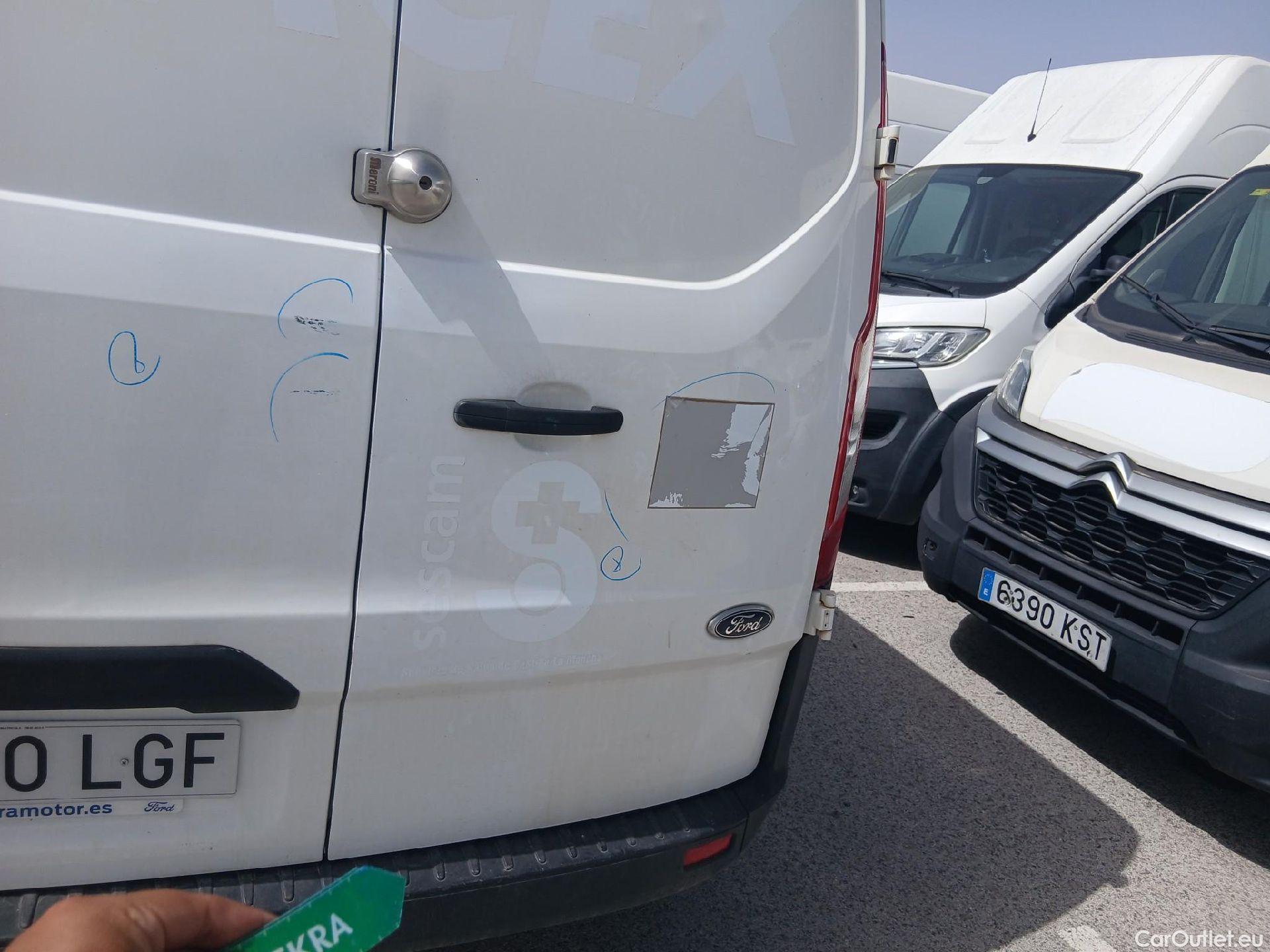  Ford  Transit FORD  Custom / 2012 / 4P / furgón Van 2.0 TDCI 77kW 300 L2 Ambiente #33