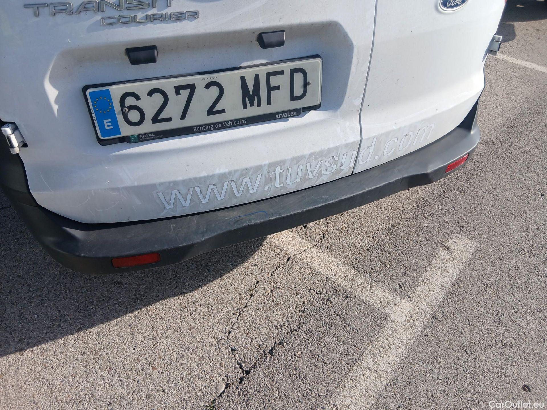  Ford  Transit  Courier Trend 1.5 TDCi 100CV MT6 E6d #12
