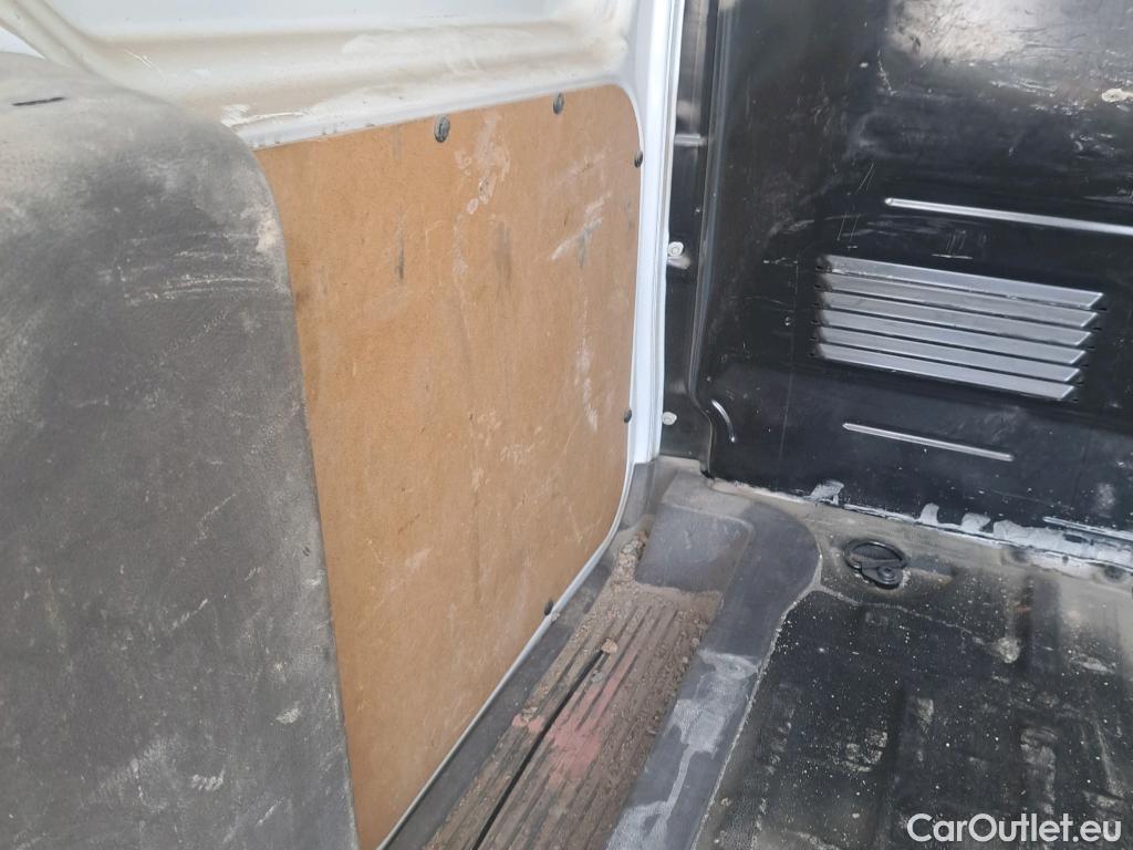  Ford  Transit Connect FORD /2013/4P/furgón Van 1.5 TDCi 74kW Trend 210 L2 #47