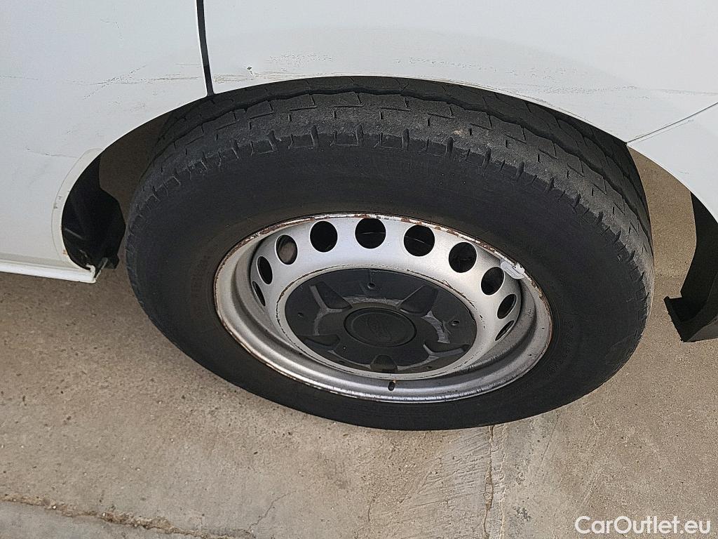  Ford  Transit FORD  Custom / 2012 / 4P / combi Mixto 2.0 TDCI 77kW 320 L1 Ambiente M1 #34