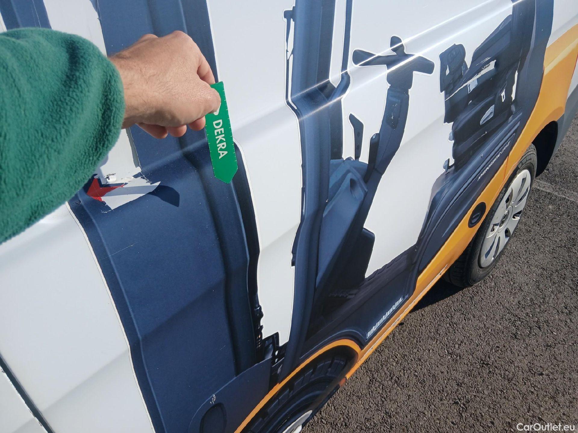  Mercedes  Vito MERCEDES-BENZ  / 2014 / 4P / furgón 111 CDI Larga #13