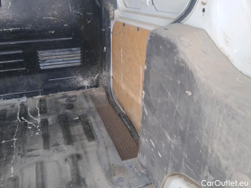  Ford  Transit Connect FORD /2013/4P/furgón Van 1.5 TDCi 74kW Trend 210 L2 #50