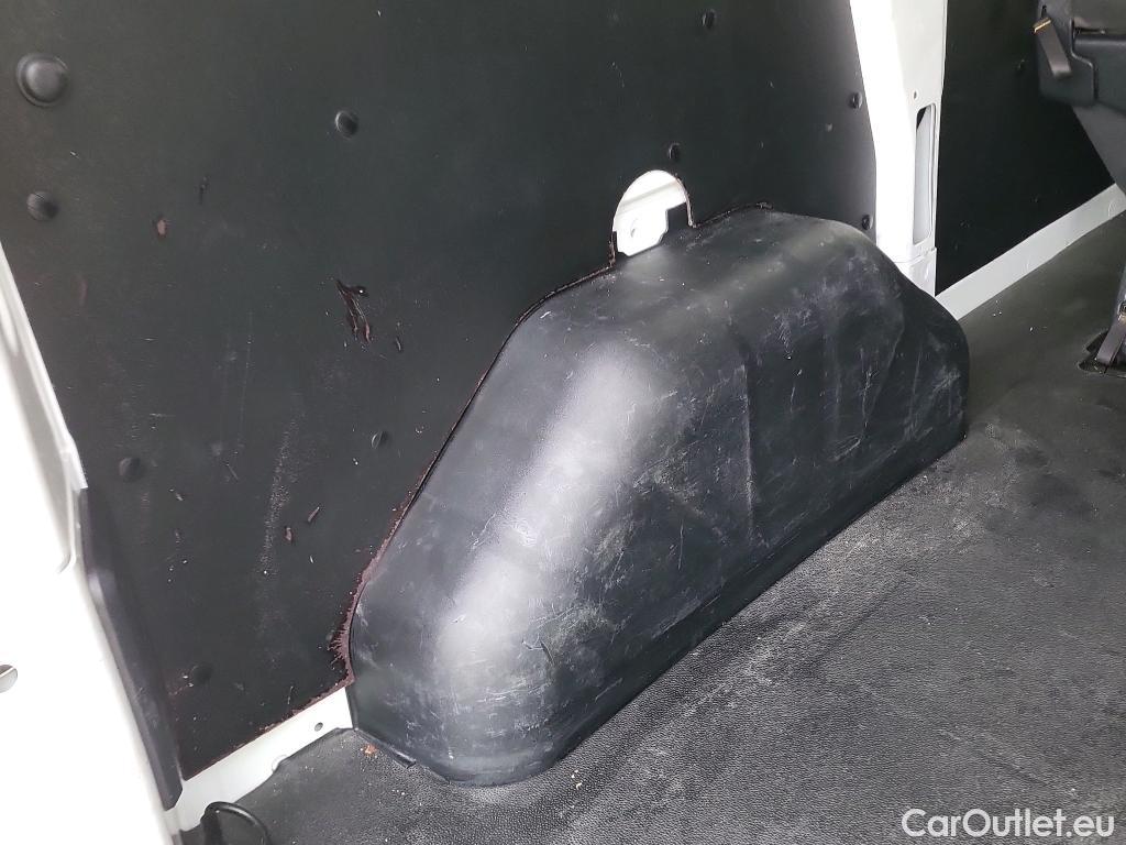  Ford  Transit FORD  Custom / 2012 / 4P / combi Mixto 2.0 TDCI 77kW 320 L1 Ambiente M1 #28