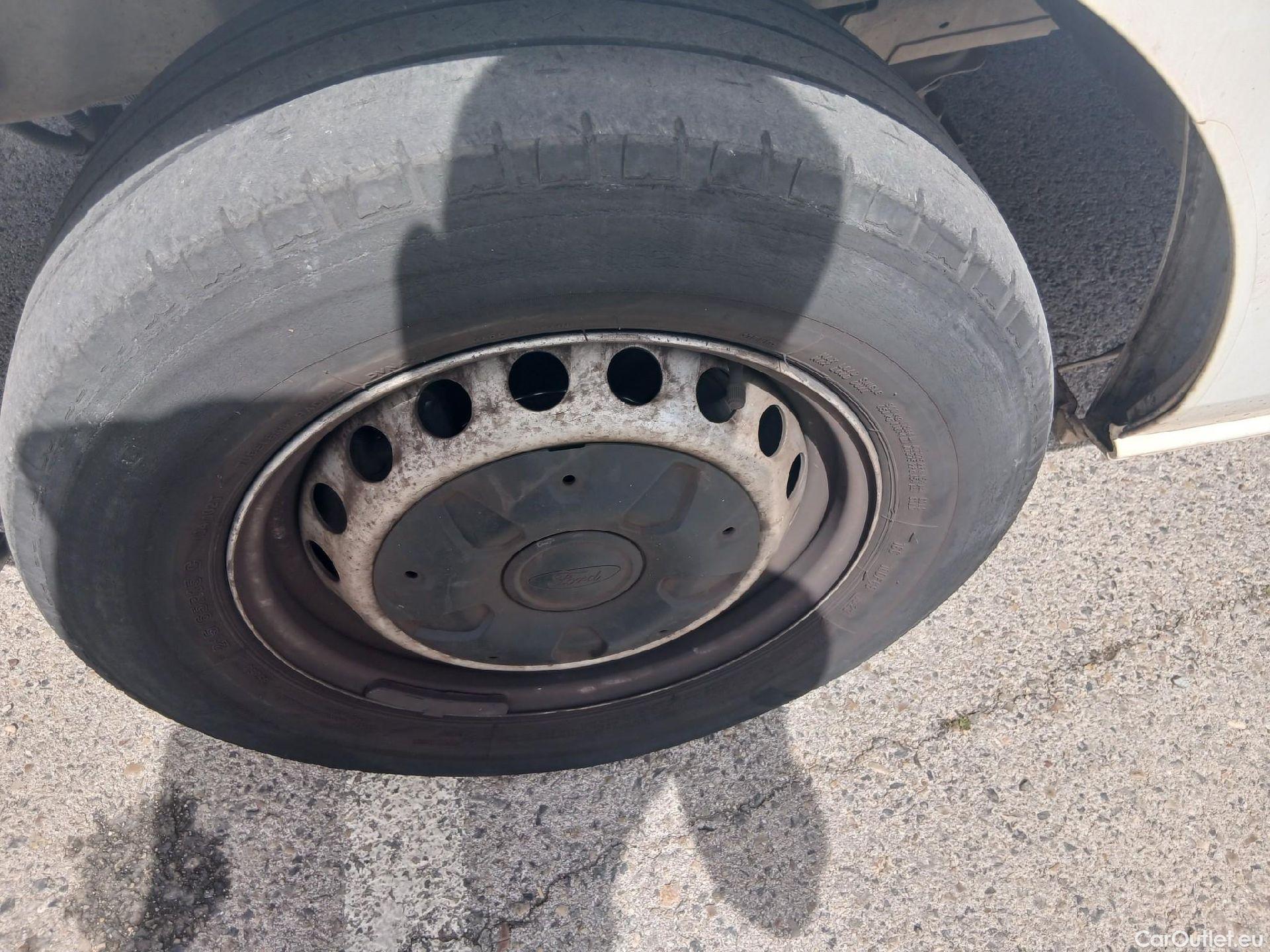  Ford  Transit FORD  Custom / 2012 / 4P / furgón Van 2.0 TDCI 77kW 300 L2 Ambiente #22