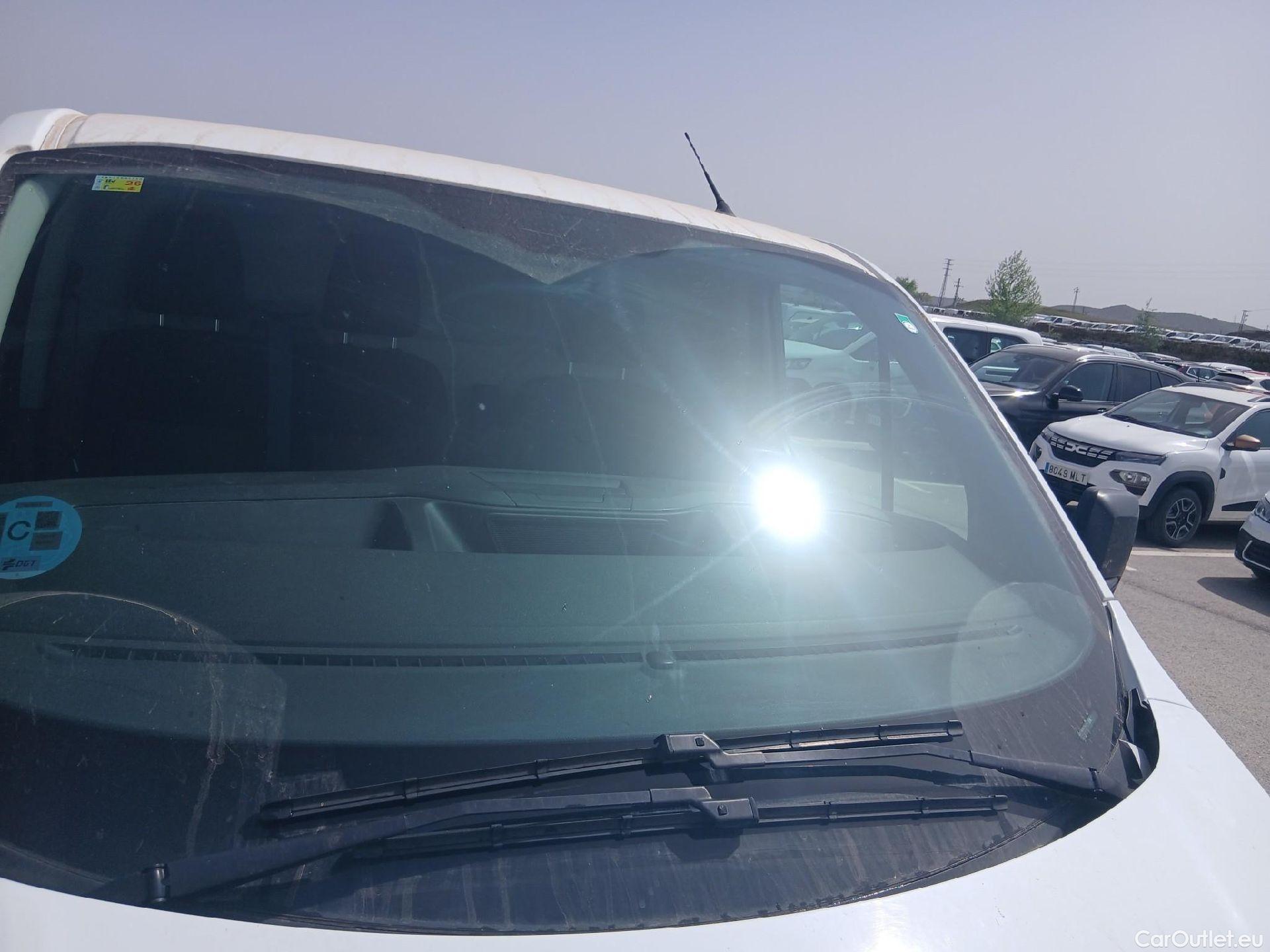  Ford  Transit FORD  Custom / 2012 / 4P / furgón Van 2.0 TDCI 77kW 300 L2 Ambiente #19