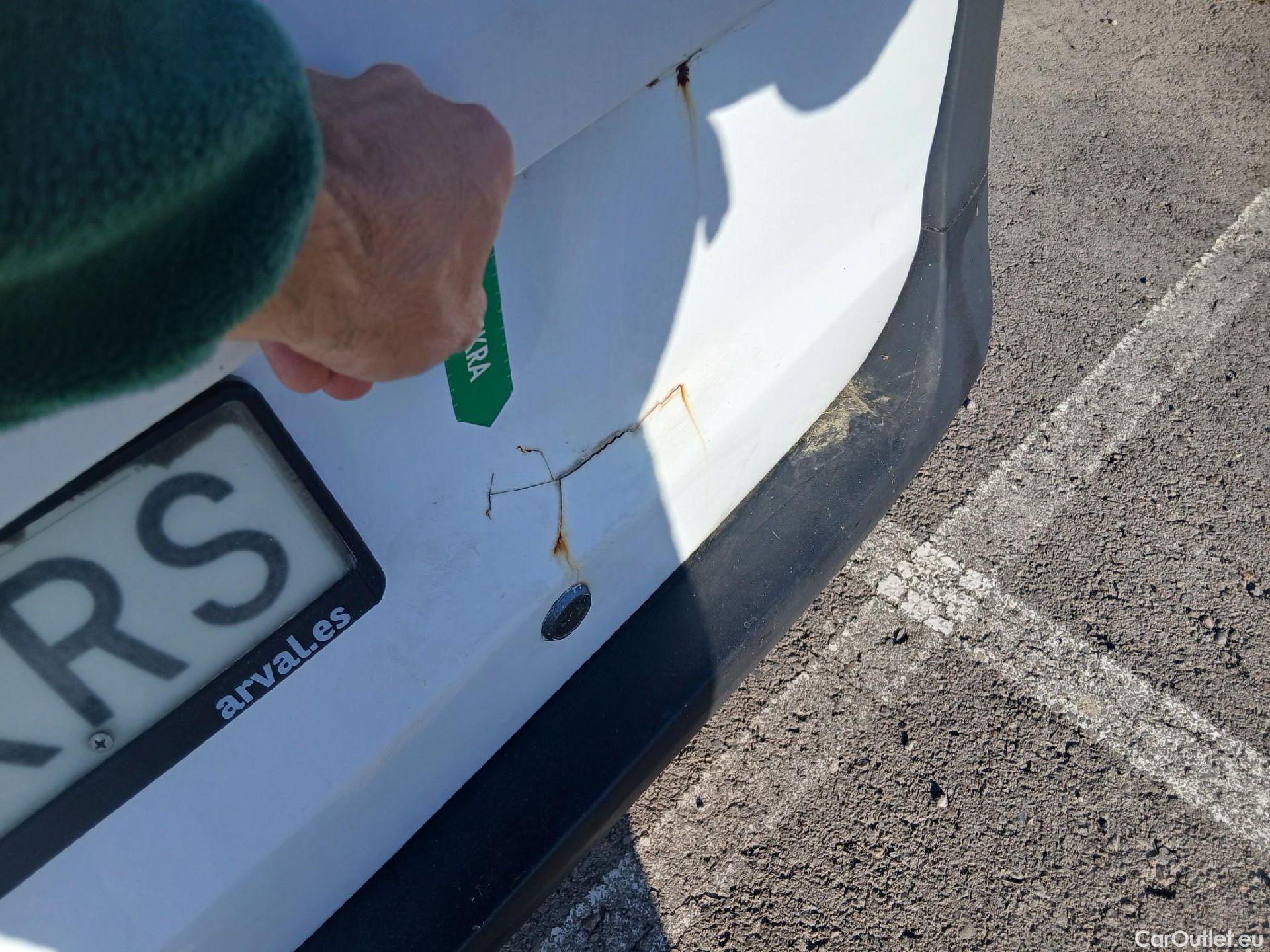  Mercedes  Vito MERCEDES-BENZ  / 2014 / 4P / furgón 111 CDI Larga #18