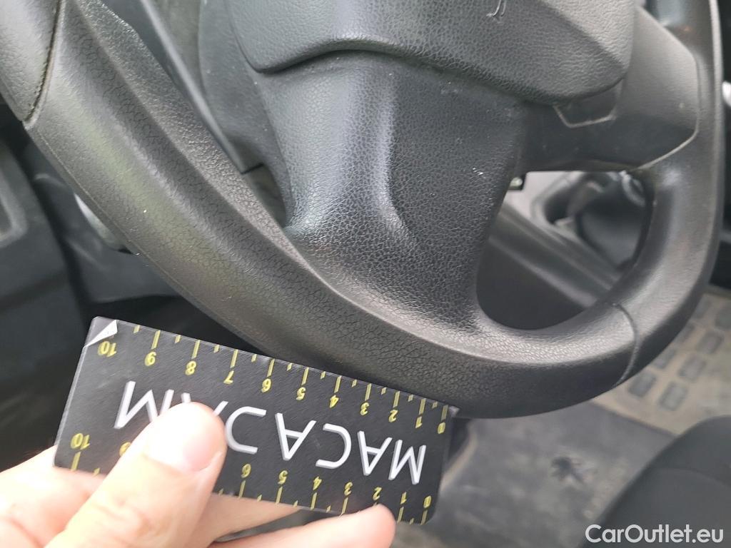  Peugeot  Expert PEUGEOT  / 2016 / 4P / furgón Furgón BlueHDi 100 S&S 6v Long #33