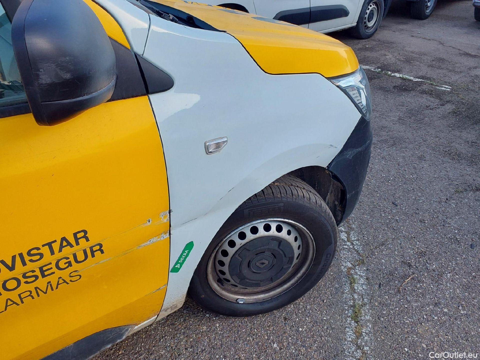  Renault  EXPRESS RENAULT  / 2021 / 4P / furgón derivado de turismo Confort 1.5 Blue dCi 55 kW (75 cv) #32