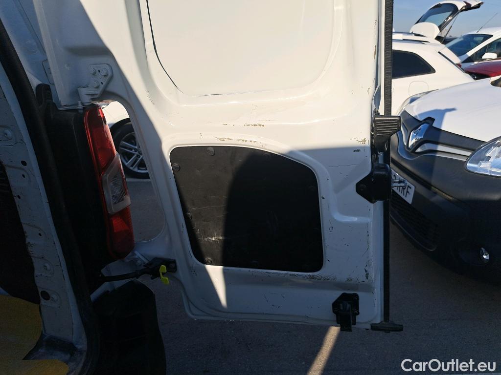  Peugeot  Partner PEUGEOT  / 2018 / 3P / furgón derivado de turismo Pro Standard 600kg BlueHDi 73kW (AC) #6