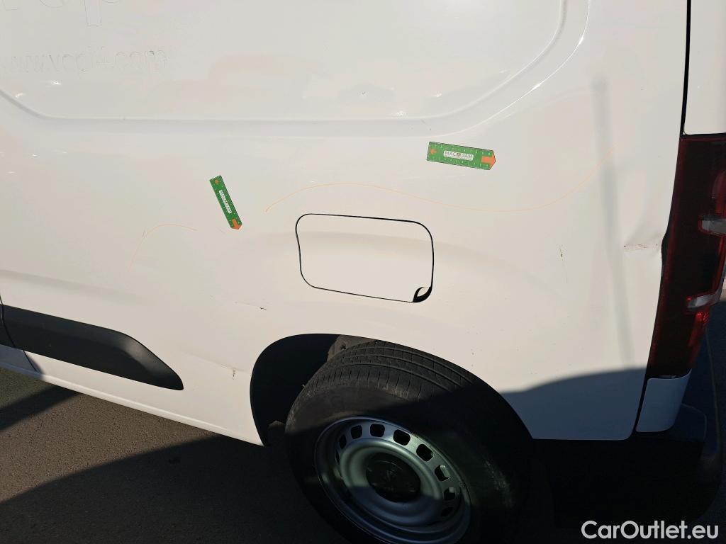  Peugeot  Partner PEUGEOT  / 2018 / 3P / furgón derivado de turismo Pro Standard 600kg BlueHDi 73kW (AC) #2