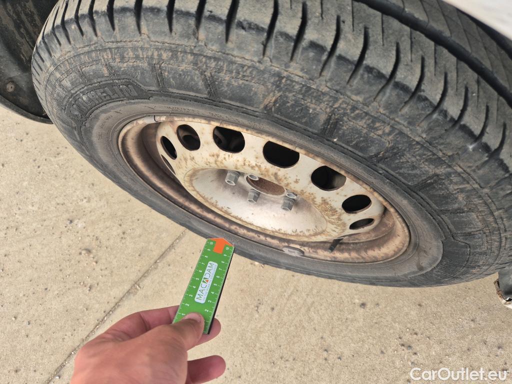  Peugeot  Expert PEUGEOT  / 2016 / 4P / furgón Furgón Pro 1.6 BlueHDi 70KW (95)Standard #39