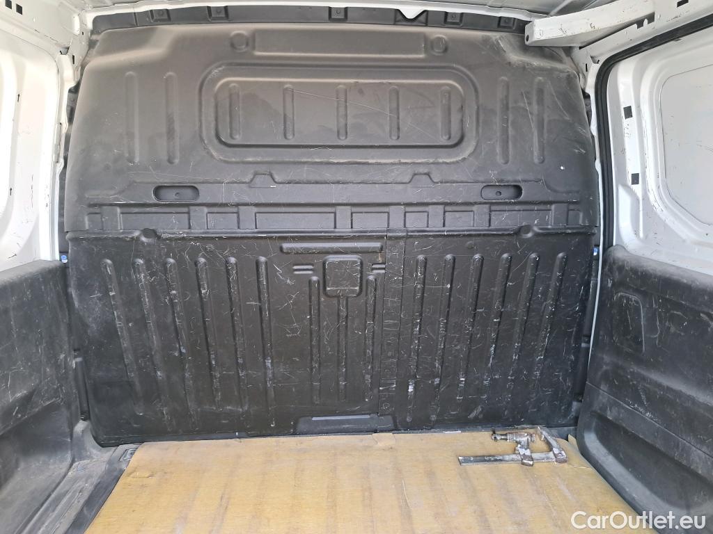  Peugeot  Partner PEUGEOT  / 2018 / 3P / furgón derivado de turismo Pro Standard 600kg BlueHDi 73kW (AC) #27