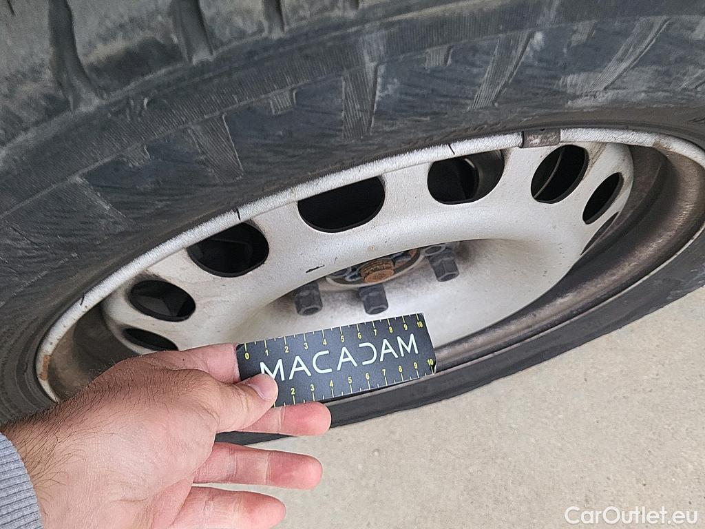  Peugeot  Expert PEUGEOT  / 2016 / 4P / furgón Furgón BlueHDi 100 S&S 6v Long #23