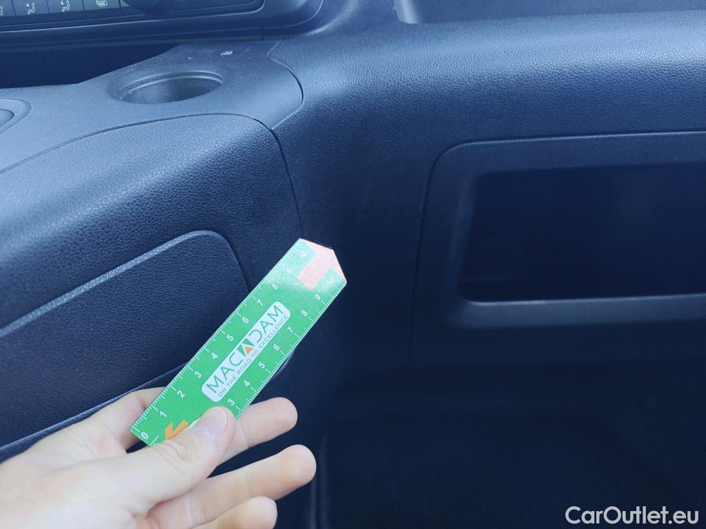  Peugeot  Partner PEUGEOT  / 2018 / 3P / furgón derivado de turismo Pro Standard 600kg BlueHDi 73kW (AC) #53