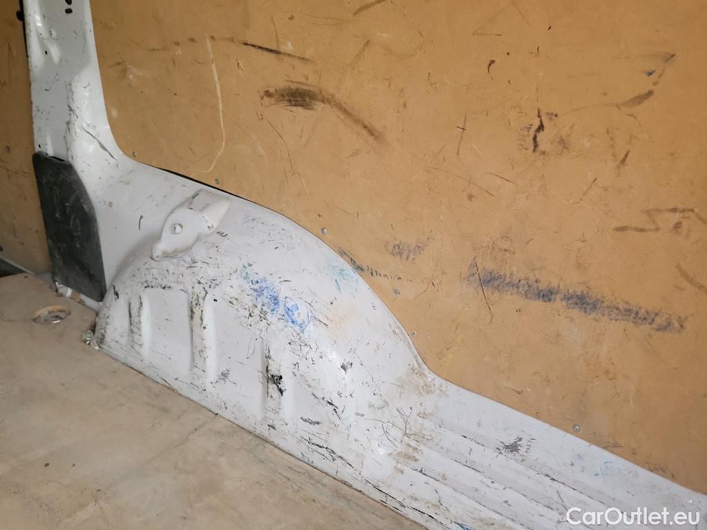  Peugeot  Expert PEUGEOT  / 2016 / 4P / furgón Furgón BlueHDi 100 S&S 6v Long #4