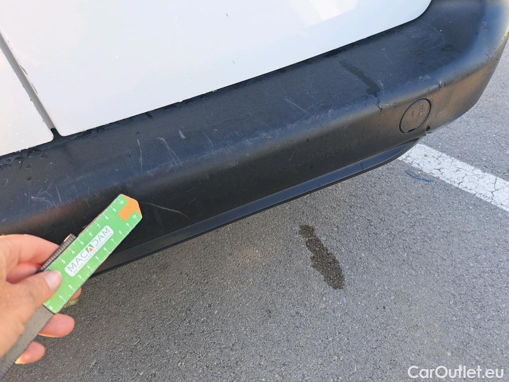  Peugeot  Partner PEUGEOT  / 2018 / 3P / furgón derivado de turismo Pro Standard 600kg BlueHDi 73kW (AC) #43