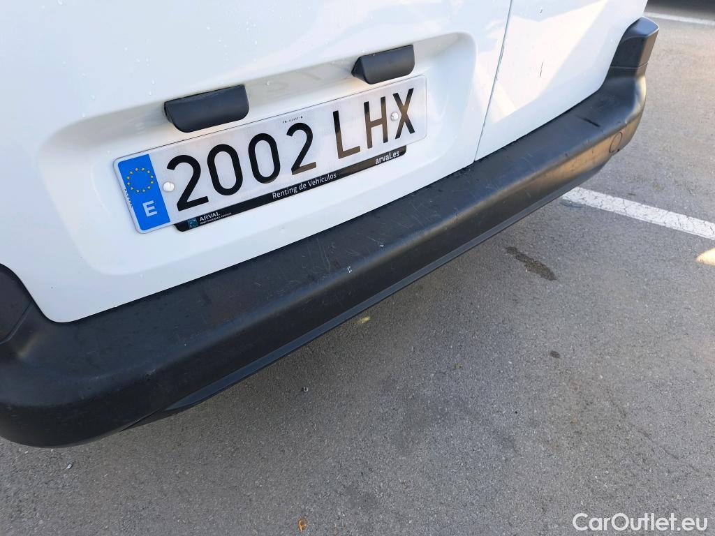  Peugeot  Partner PEUGEOT  / 2018 / 3P / furgón derivado de turismo Pro Standard 600kg BlueHDi 73kW (AC) #42