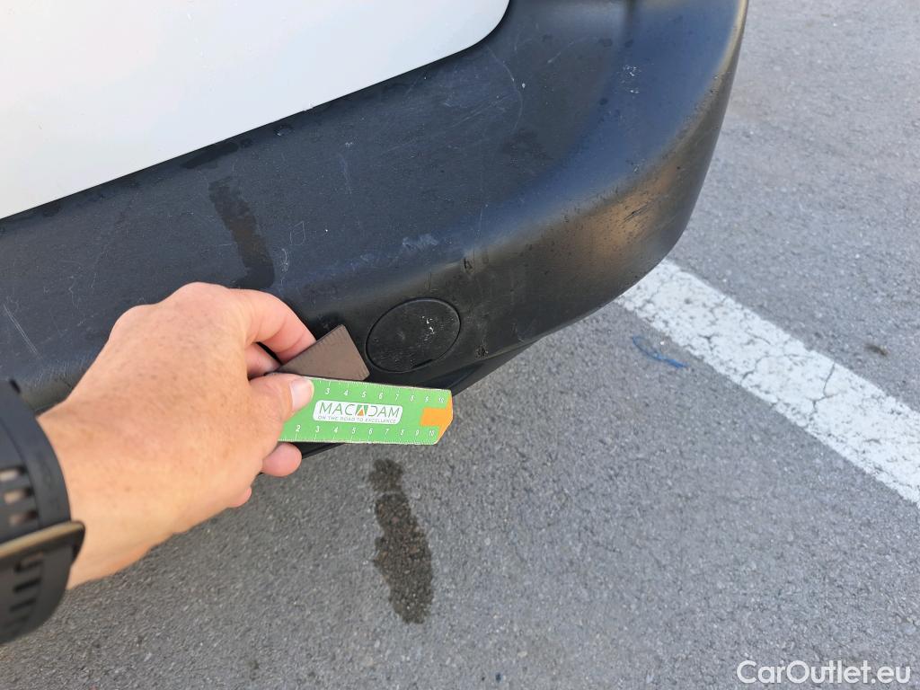  Peugeot  Partner PEUGEOT  / 2018 / 3P / furgón derivado de turismo Pro Standard 600kg BlueHDi 73kW (AC) #44