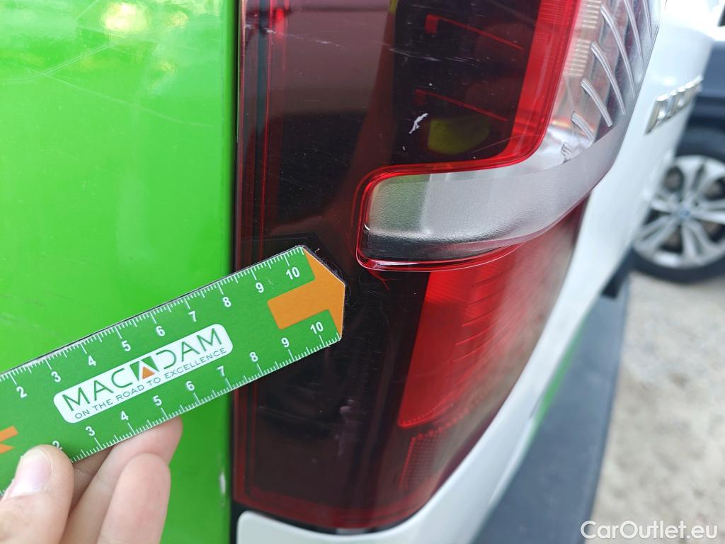  Peugeot  Partner PEUGEOT  / 2018 / 3P / furgón derivado de turismo Pro Standard 600kg BlueHDi 73kW (AC) #19