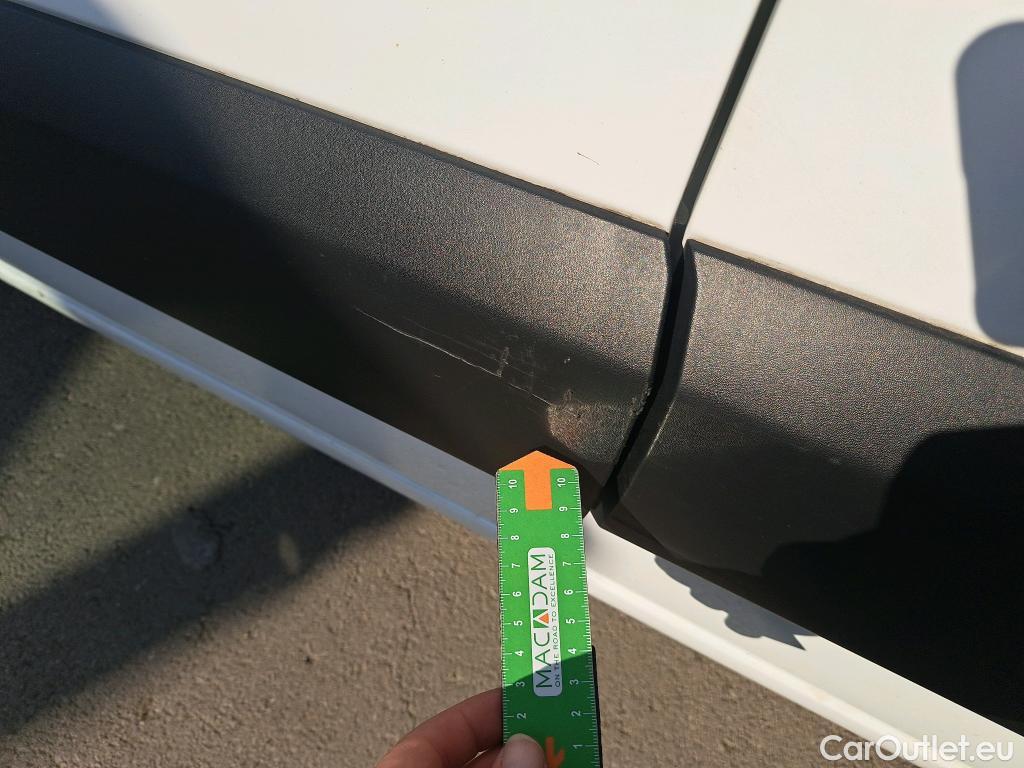  Peugeot  Partner PEUGEOT  / 2018 / 3P / furgón derivado de turismo Pro Standard 600kg BlueHDi 73kW (AC) #63