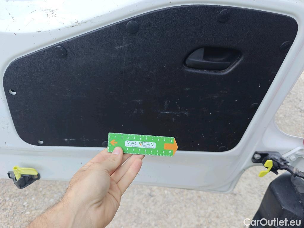  Peugeot  Partner PEUGEOT  / 2018 / 3P / furgón derivado de turismo Pro Standard 600kg BlueHDi 73kW (AC) #87