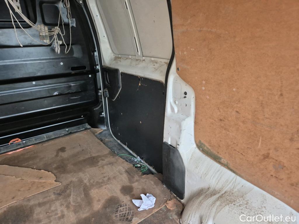  Peugeot  Expert PEUGEOT  / 2016 / 4P / furgón Furgón Pro 1.6 BlueHDi 70KW (95)Standard #21