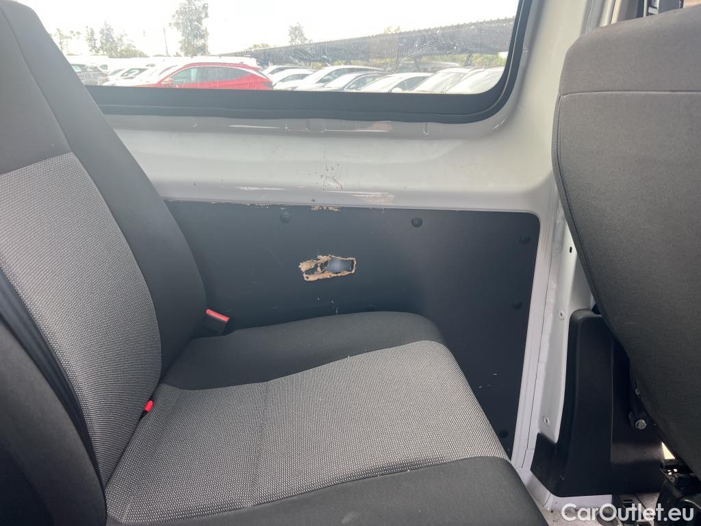  Peugeot  Expert PEUGEOT  / 2016 / 4P / furgón Doble Cabina Replegable BlueHDi 145 Long #26