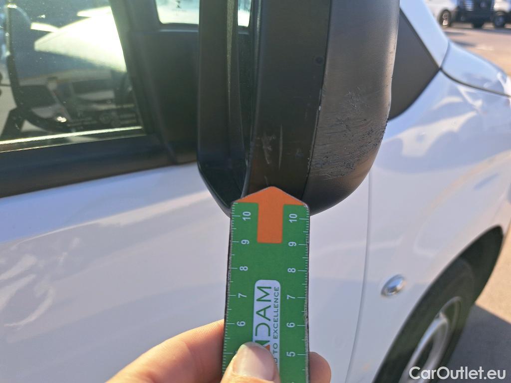  Peugeot  Partner PEUGEOT  / 2018 / 3P / furgón derivado de turismo Pro Standard 600kg BlueHDi 73kW (AC) #61