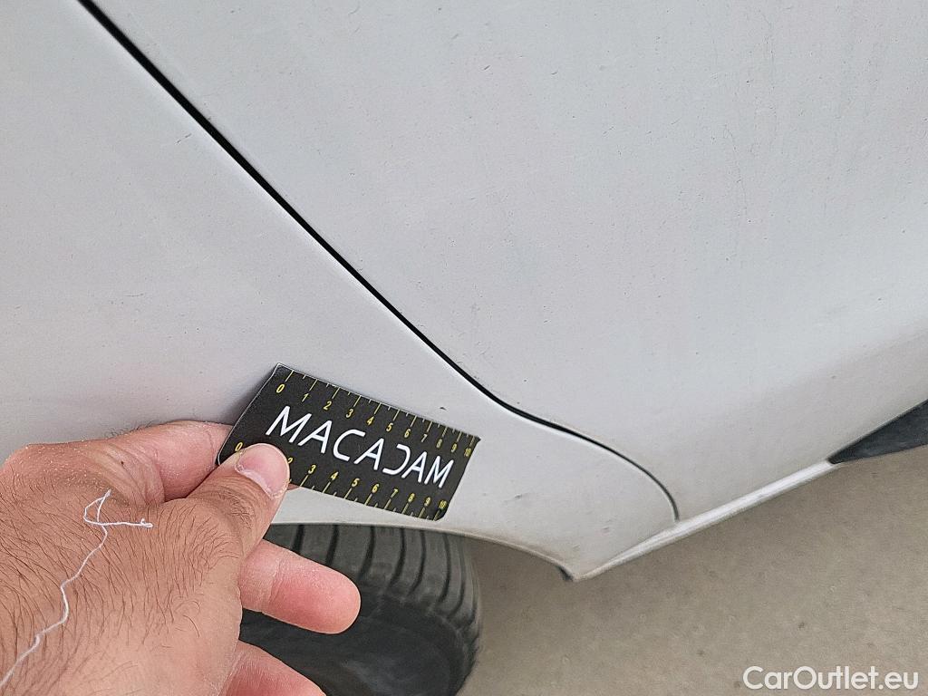  Peugeot  Expert PEUGEOT  / 2016 / 4P / furgón Furgón BlueHDi 100 S&S 6v Long #37