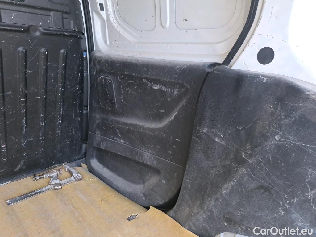  Peugeot  Partner PEUGEOT  / 2018 / 3P / furgón derivado de turismo Pro Standard 600kg BlueHDi 73kW (AC) #7