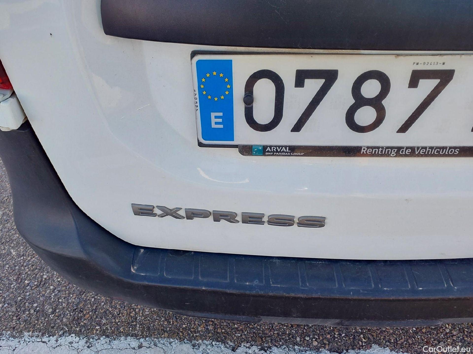  Renault  EXPRESS RENAULT  / 2021 / 4P / furgón derivado de turismo Confort 1.5 Blue dCi 55 kW (75 cv) #21