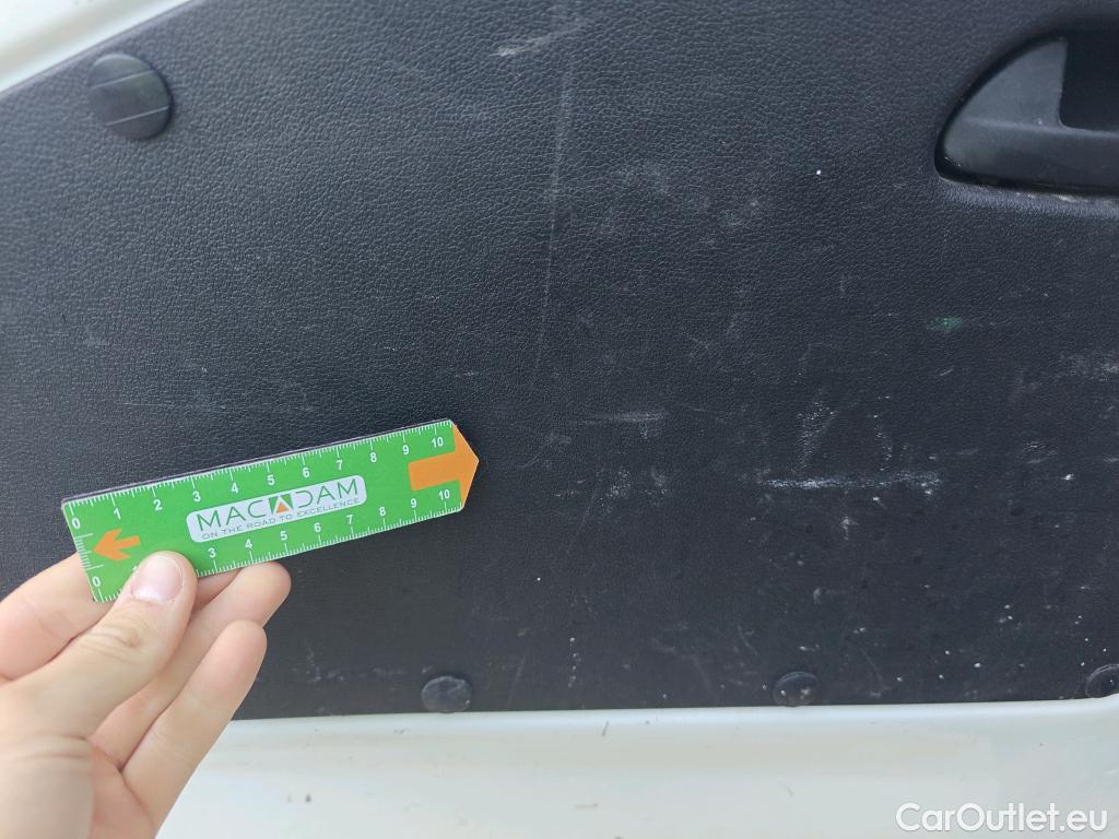  Peugeot  Partner PEUGEOT  / 2018 / 3P / furgón derivado de turismo Pro Standard 600kg BlueHDi 73kW (AC) #88