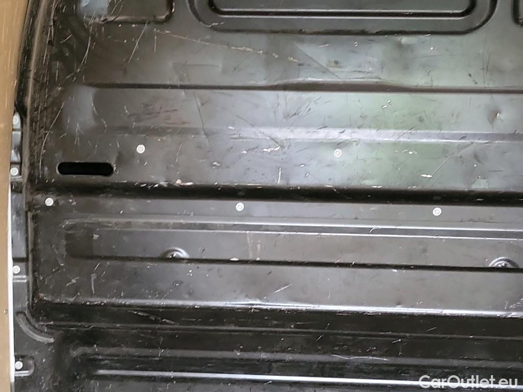  Peugeot  Expert PEUGEOT  / 2016 / 4P / furgón Furgón BlueHDi 100 S&S 6v Long #17