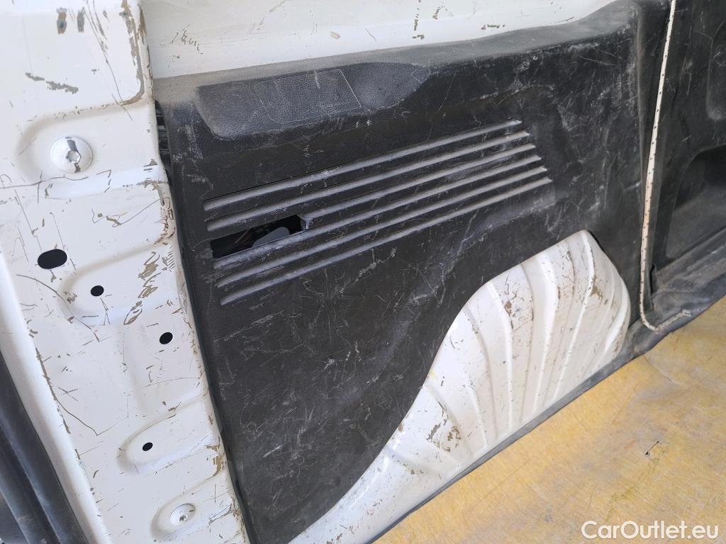  Peugeot  Partner PEUGEOT  / 2018 / 3P / furgón derivado de turismo Pro Standard 600kg BlueHDi 73kW (AC) #22