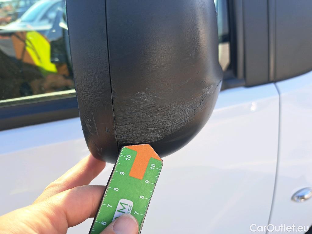  Peugeot  Partner PEUGEOT  / 2018 / 3P / furgón derivado de turismo Pro Standard 600kg BlueHDi 73kW (AC) #57