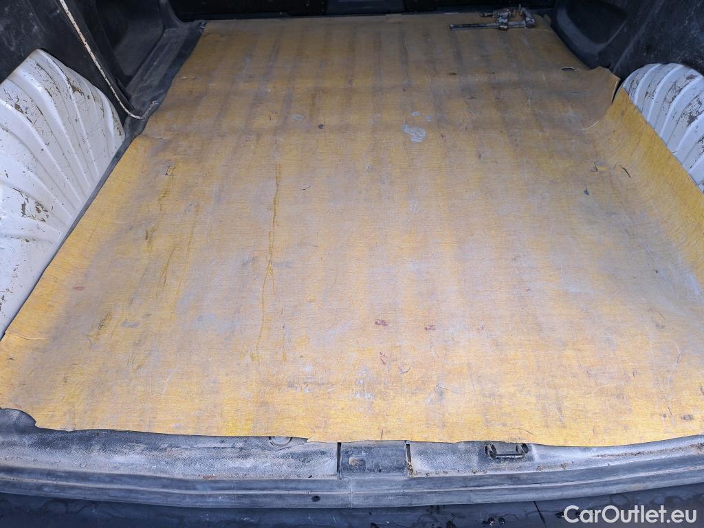  Peugeot  Partner PEUGEOT  / 2018 / 3P / furgón derivado de turismo Pro Standard 600kg BlueHDi 73kW (AC) #73