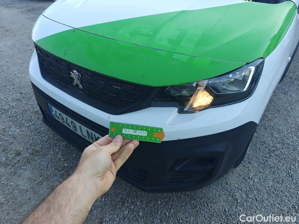  Peugeot  Partner PEUGEOT  / 2018 / 3P / furgón derivado de turismo Pro Standard 600kg BlueHDi 73kW (AC) #60